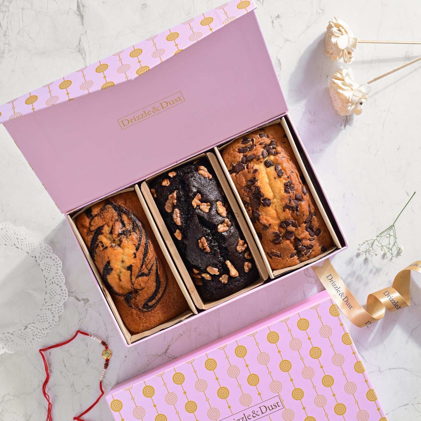 Rakhi Cake Gift Hamper - Assorted Tea Cakes